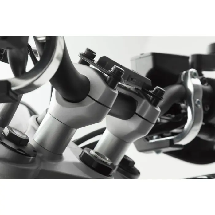 SW-Motech Lenkererhöhung H=20 mm Silbern passt für Triumph Str Triple 675(12-16) Neue Ware