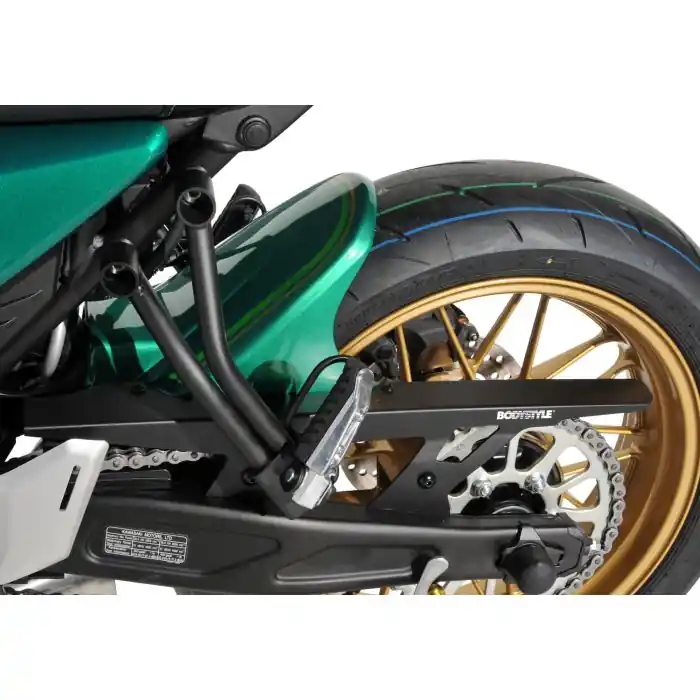 BODYSTYLE Sportsline Hinterradabdeckung schwarz Ebony, H8 ABE passt für KAWASAKI Z650 RS(24-24) Expressversand
