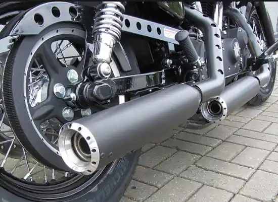 MILLER - Silverado III - SlipOn - schwarz / Harley Sportster XL 883 / 1200 / ab 2017 / EG-BE / Euro 4 Knallerangebot