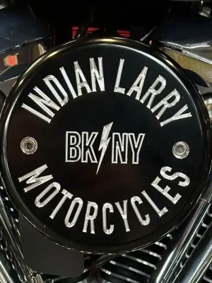 Jetzt Bestellen Indian Larry Luftfilterdeckel glanz schwarz für Harley-Davidson mit S&S Stealth