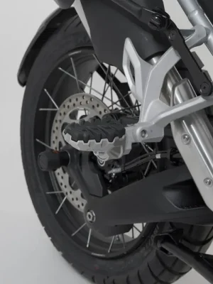 SW-Motech EVO Sozius Fußrasten-Kit Triumph Tiger 1200 Modelle (22-). Bestseller