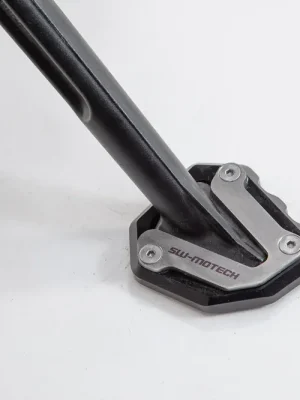 SW-Motech Seitenständerfuß-Verbreiterung Schwarz/Silbern. 790/ 890/ 990 Duke, Svartpil 801. Schneller Versand