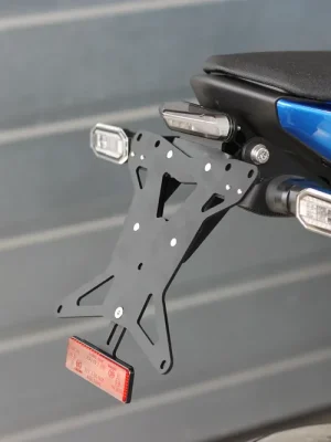 MG Biketec Kurzes Heck - Kennzeichenträger - Kennzeichenhalter diverse Länder passend für Suzuki GSX-8R - Modelle (2024-2026) Solange Der Vorrat Reicht